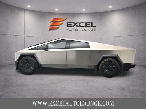 Stainless Steel 2024 Tesla Cybertruck Cyberbeast