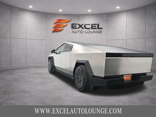Stainless Steel 2024 Tesla Cybertruck Cyberbeast