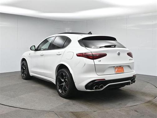 2018 Alfa Romeo Stelvio Quadrifoglio