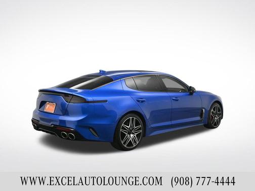 2022 Kia Stinger GT1