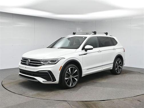 2022 Volkswagen Tiguan 2.0T SEL R-Line 4MOTION