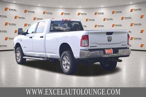 Bright White Clearcoat 2023 RAM 2500 Big Horn Crew Cab 4x4 8' Box