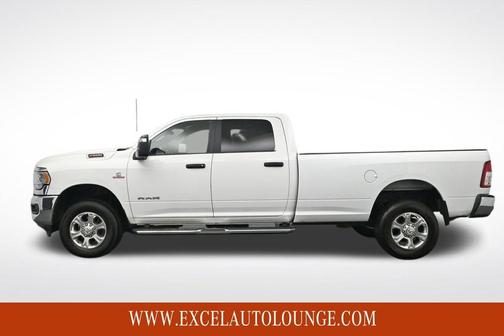 2023 RAM 2500 Big Horn Crew Cab 4x4 8' Box