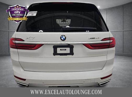 Mineral White Metallic 2022 BMW X7 xDrive40i