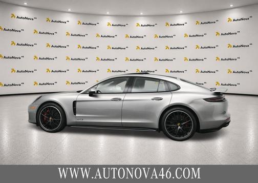 Carmine Red 2019 Porsche Panamera GTS