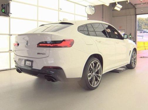 2021 BMW X4 M40i