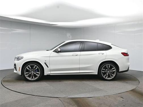 2021 BMW X4 M40i