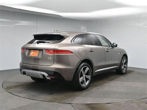 2017 Jaguar F-PACE S