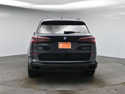 2021 BMW X5 M50i