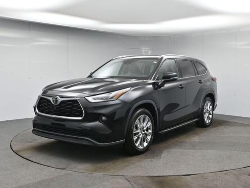 2022 Toyota Highlander Limited
