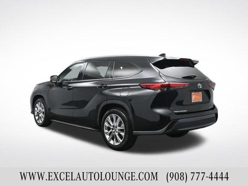 2022 Toyota Highlander Limited