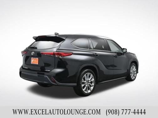 2022 Toyota Highlander Limited