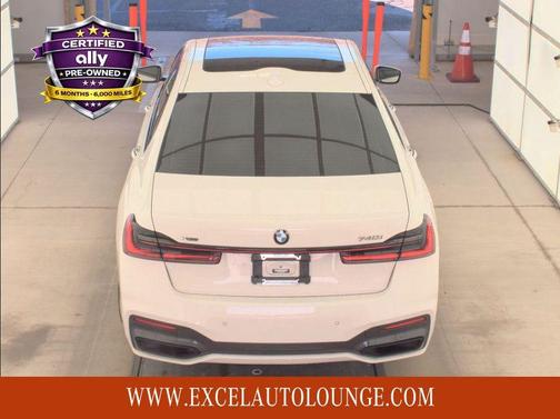 2022 BMW 740 i xDrive