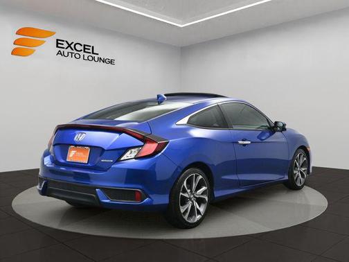 2019 Honda Civic Touring