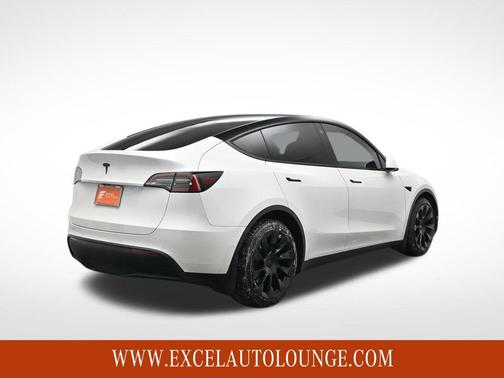 2022 Tesla Model Y Long Range Dual Motor All-Wheel Drive
