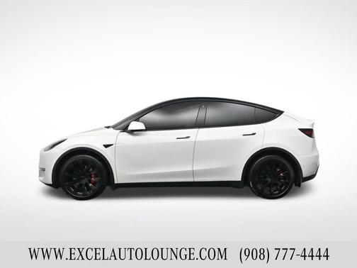 2022 Tesla Model Y Long Range Dual Motor All-Wheel Drive