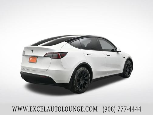 2022 Tesla Model Y Long Range Dual Motor All-Wheel Drive