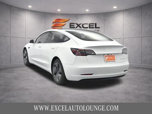 Pearl White Multi-Coat 2019 Tesla Model 3 Long Range