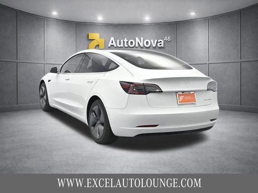 Pearl White Multi-Coat 2019 Tesla Model 3 Long Range