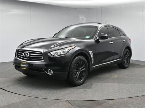 2016 INFINITI QX70 Base