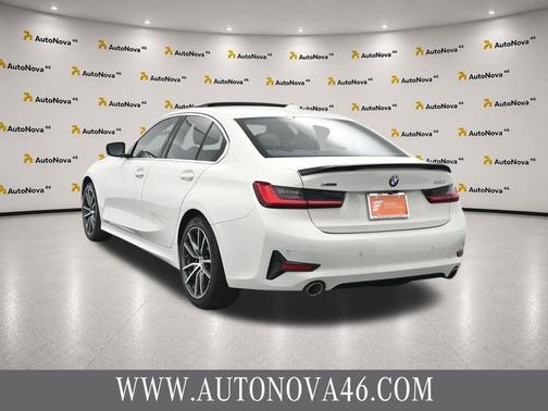 Alpine White 2019 BMW 330 xDrive