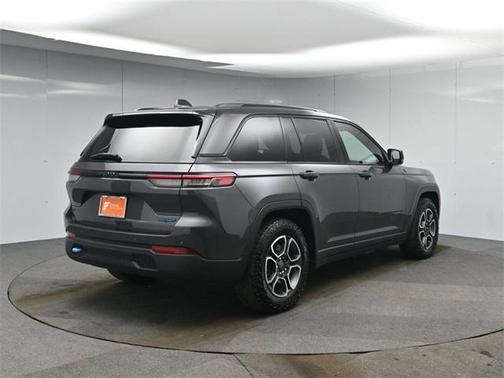 2024 Jeep Grand Cherokee 4xe Trailhawk