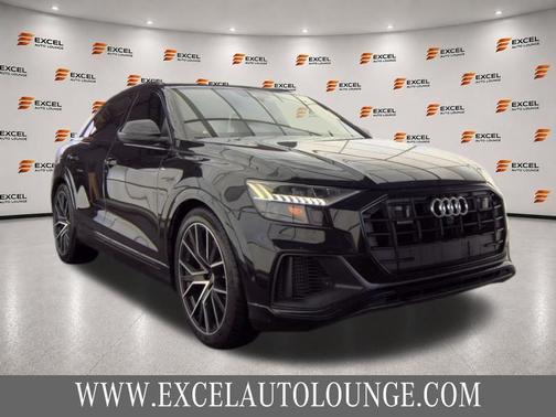 Black 2019 Audi Q8 3.0T Premium