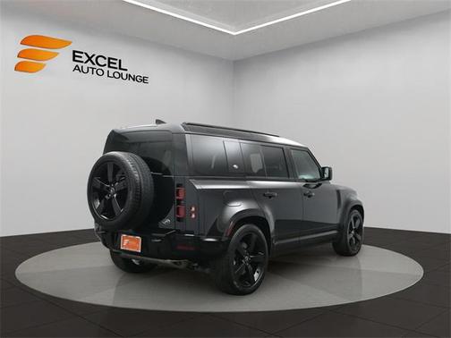 2023 Land Rover Defender 110 X-Dynamic SE