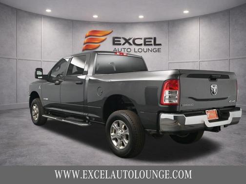 Granite Crystal Metallic Clearcoat 2024 RAM 2500 Big Horn Crew Cab 4x4 6'4' Box
