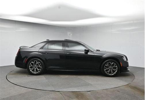 2018 Chrysler 300 S