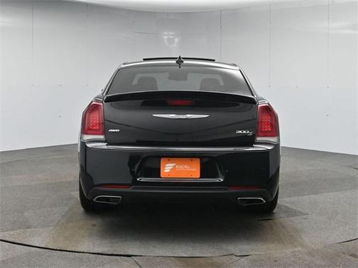 2018 Chrysler 300 S