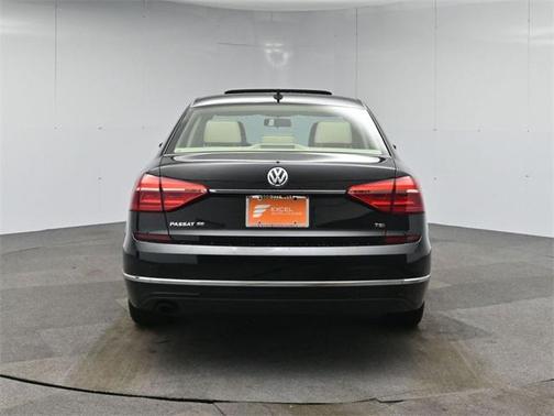 2016 Volkswagen Passat 1.8T SE