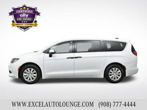 2021 Chrysler Voyager L