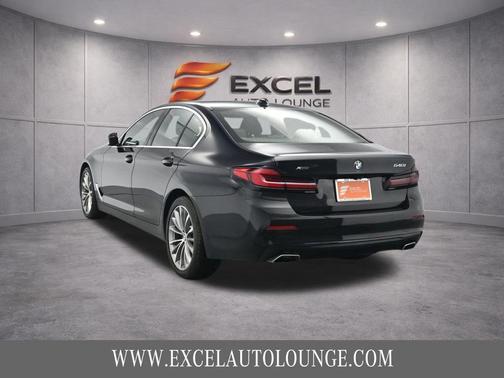 Black Sapphire Metallic 2022 BMW 540 i xDrive