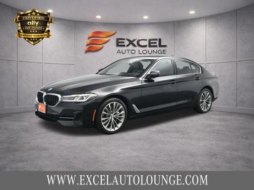 Black Sapphire Metallic 2022 BMW 540 i xDrive