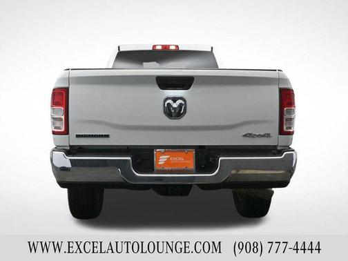 2024 RAM 3500 Big Horn Crew Cab 4x4 8' Box