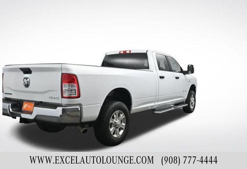 2024 RAM 3500 Big Horn Crew Cab 4x4 8' Box