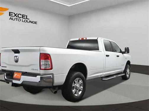 2024 RAM 3500 Big Horn Crew Cab 4x4 8' Box