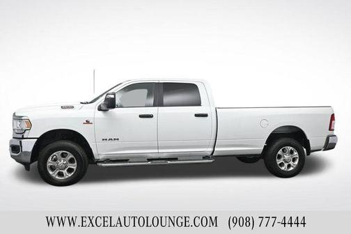 2024 RAM 3500 Big Horn Crew Cab 4x4 8' Box