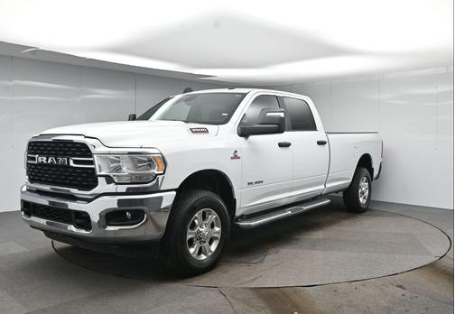 2024 RAM 3500 Big Horn Crew Cab 4x4 8' Box
