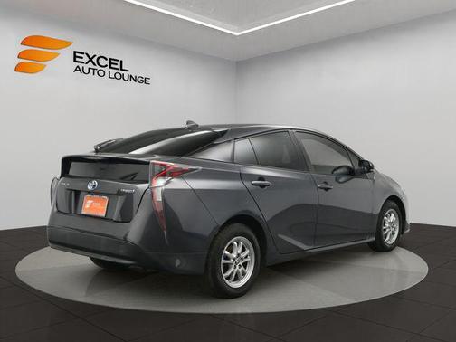 2016 Toyota Prius Two