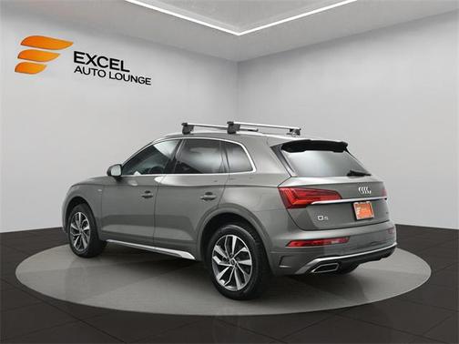 2023 Audi Q5 45 S line Premium Plus