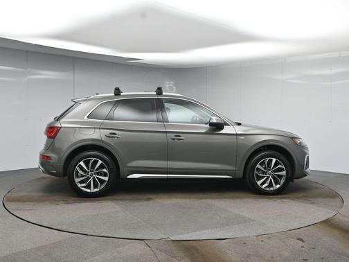 2023 Audi Q5 45 S line Premium Plus