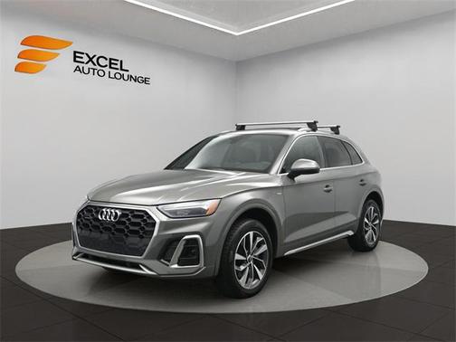 2023 Audi Q5 45 S line Premium Plus