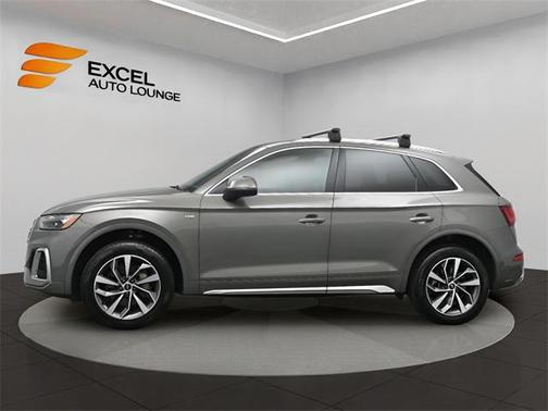 2023 Audi Q5 45 S line Premium Plus