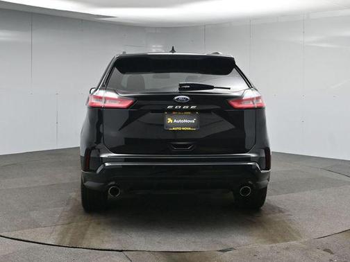 2021 Ford Edge ST Line