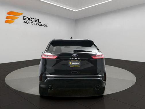 2021 Ford Edge ST Line