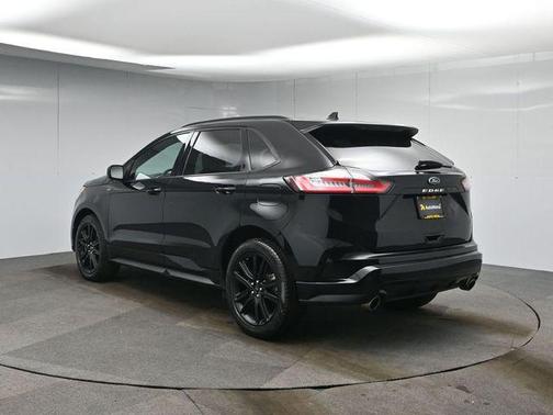 2021 Ford Edge ST Line