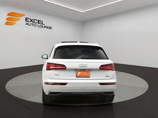 2020 Audi Q5 45 Premium Plus
