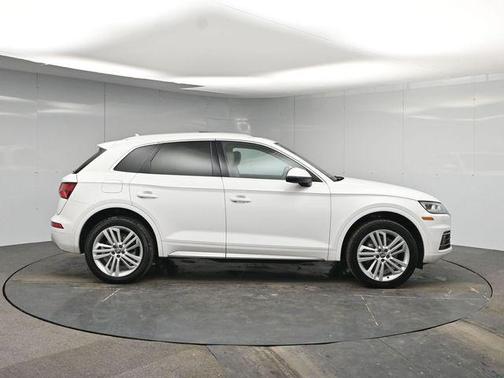 2020 Audi Q5 45 Premium Plus